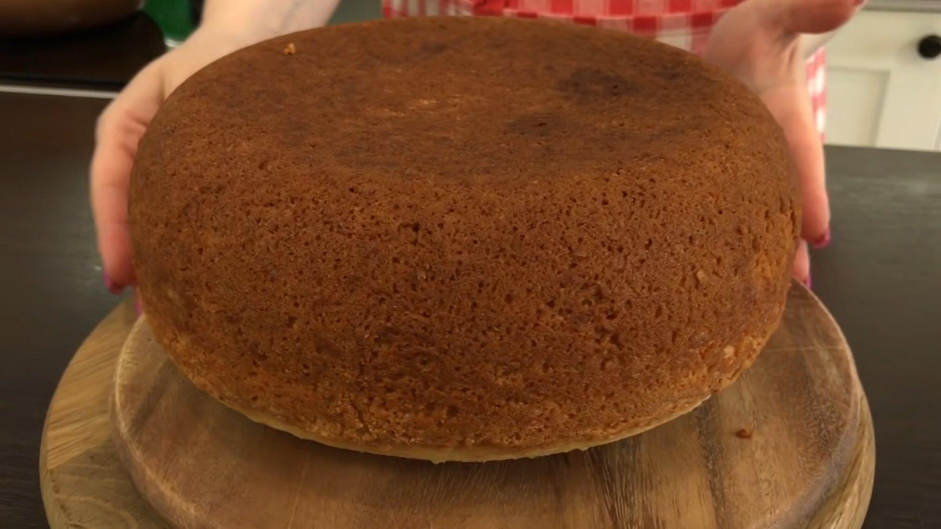 وصفة - كيكة إسفنجية خفيفة بالكفير مع البيض - الخطوة 8