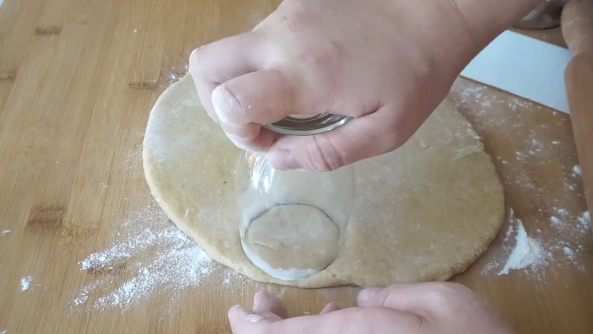 وصفة كعكات الزنجبيل بالعسل - الخطوة 10