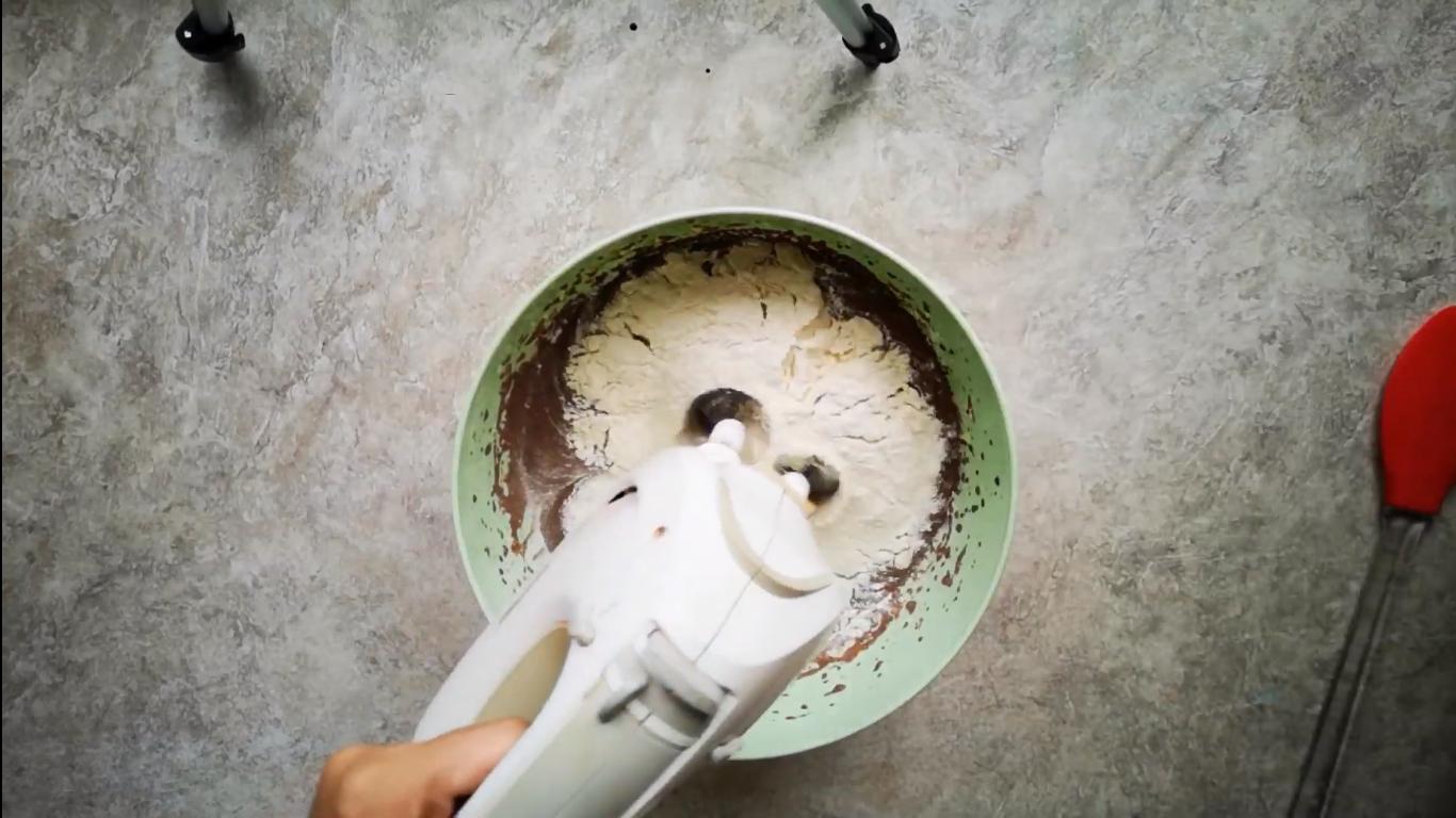 Resipi - Chocolate Chiffon Sponge Cake - Hakbang 8