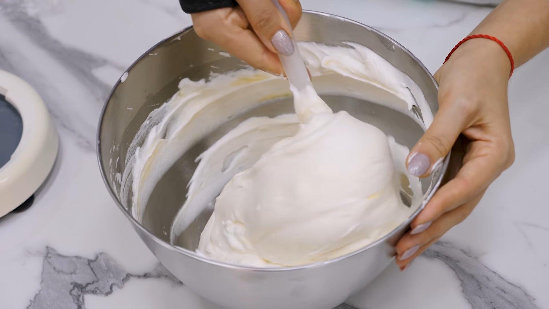 وصفة - كعكة إسفنجية يابانية خفيفة - الخطوة 5