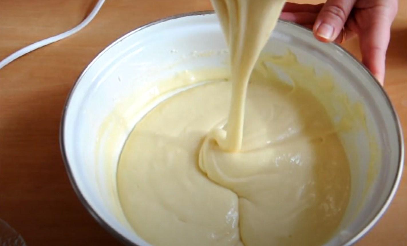 وصفة - كيكة إسفنجية بالحليب المكثف والقشدة الحامضة - الخطوة 9
