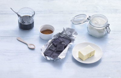 طريقة عمل كعكات الزنجبيل بالشوكولاتة - صورة