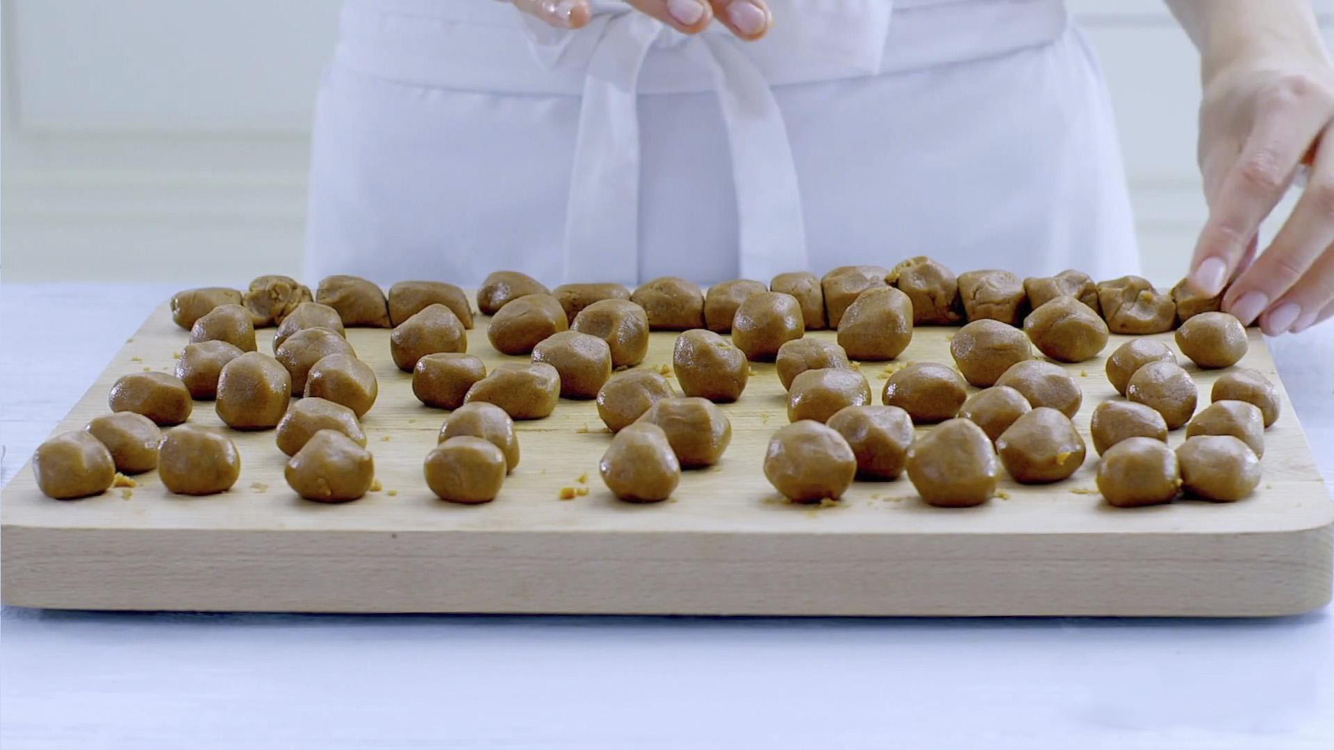 وصفة - كعكات الزنجبيل المغطاة بالشوكولاتة - الخطوة 7