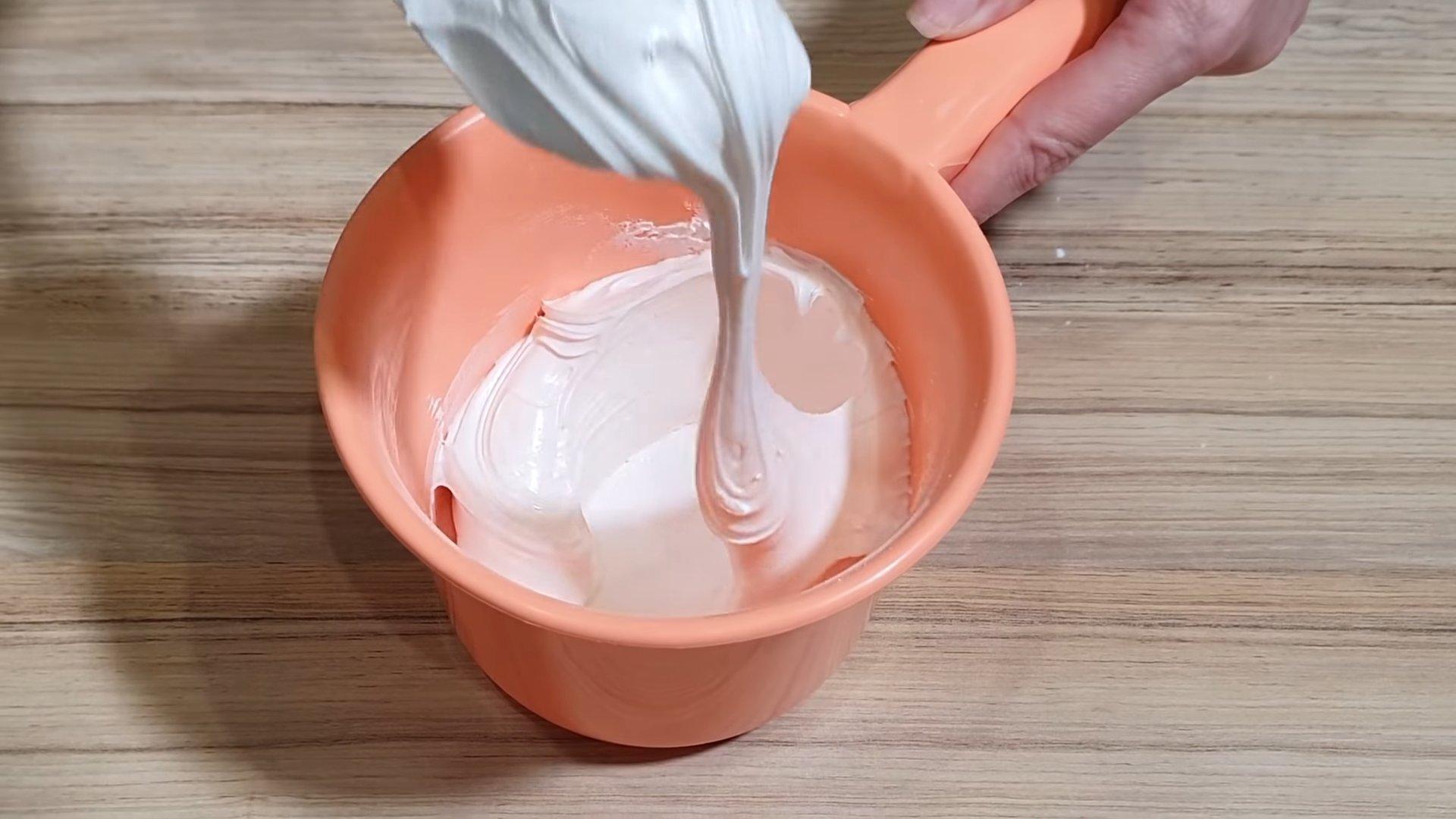 Ricetta - Glassa reale per decorare torte - Fase 6