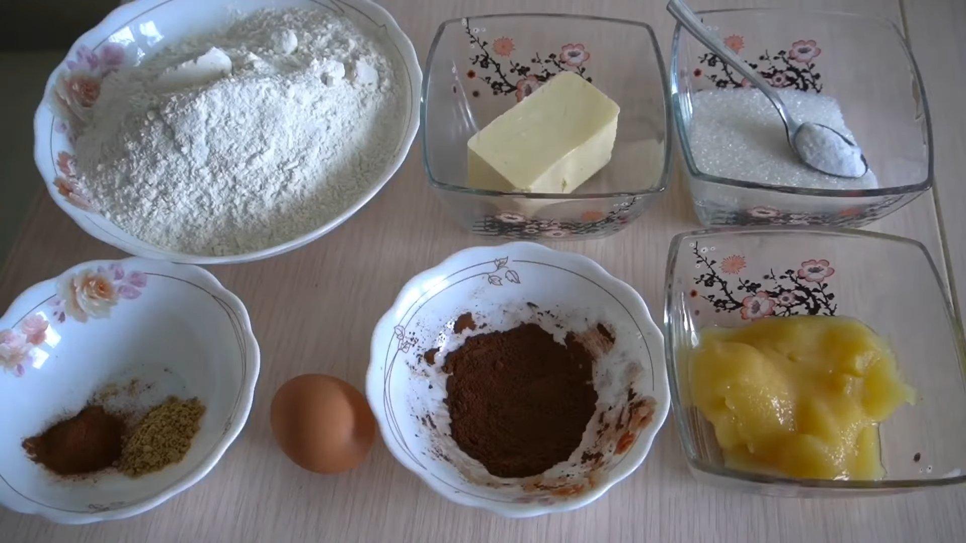 وصفة - كعكات الزنجبيل بالعسل الطرية - الخطوة 1