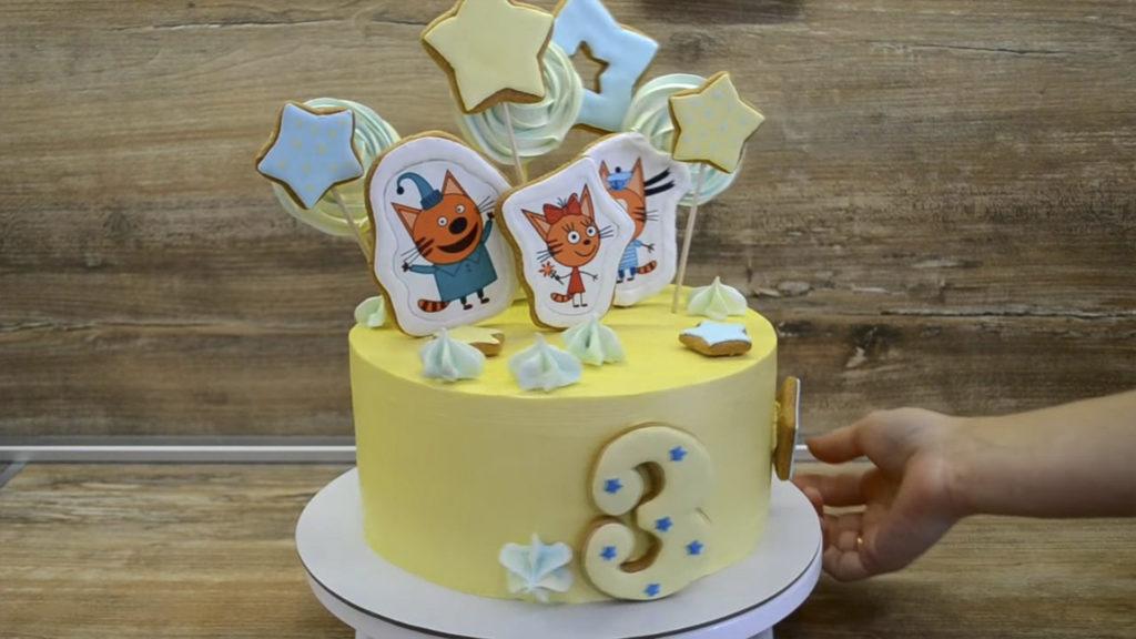 كعكات الزنجبيل لتزيين الكيك - صورة