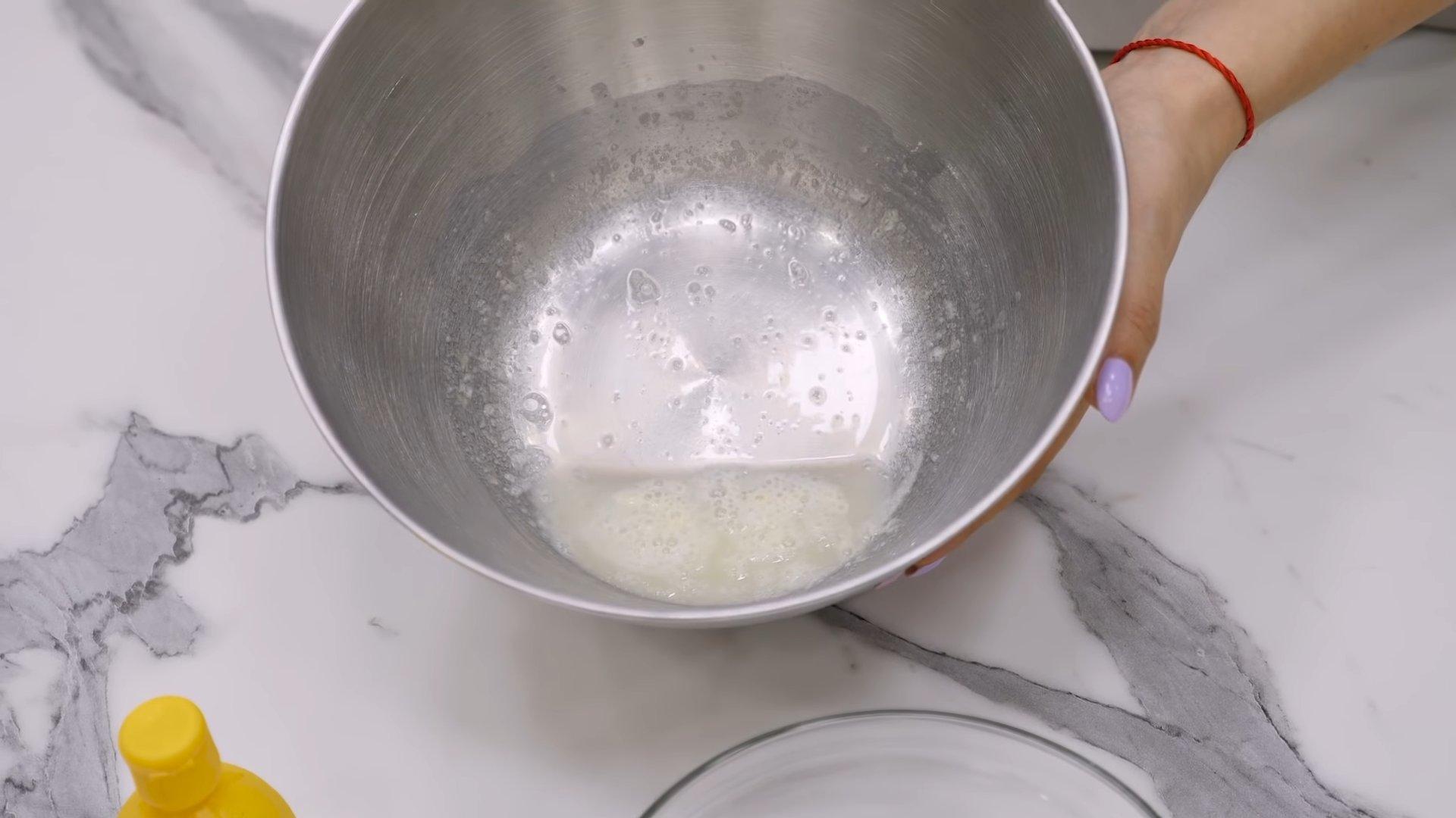 Ricetta - Glassa all'albume - Fase 1