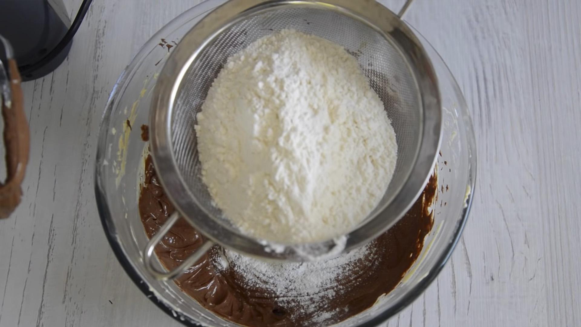 Resipi - Klasikong Viennese Sponge Cake - Hakbang 6