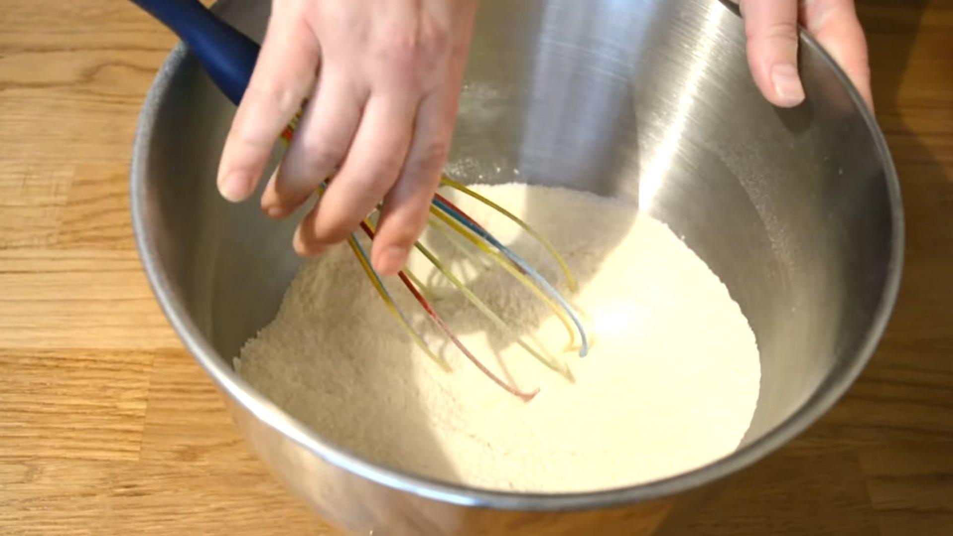 Recette - Biscuits au pain d'épice et à la menthe avec kéfir - Étape 1