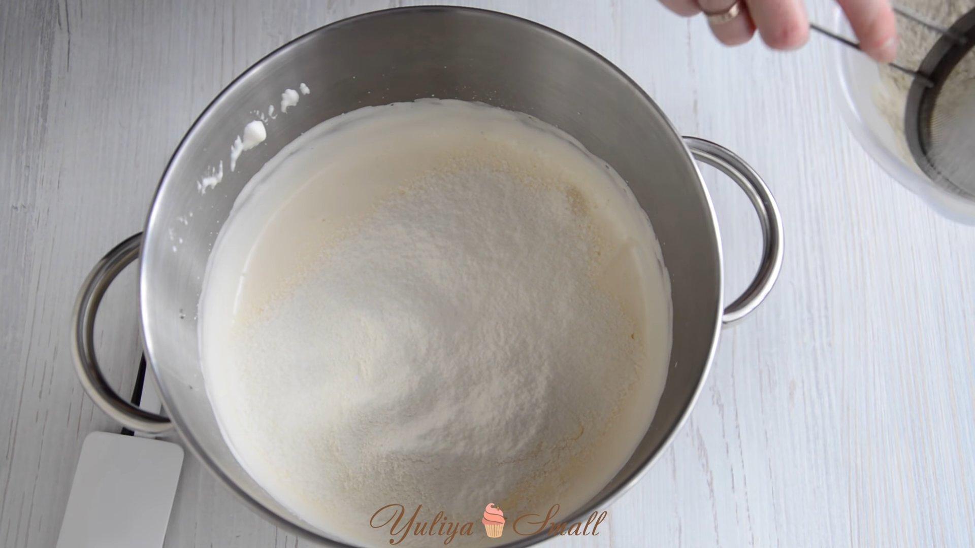 Recipe - Perpektong Klasikong Sponge Cake ni Julia Small - Hakbang 5