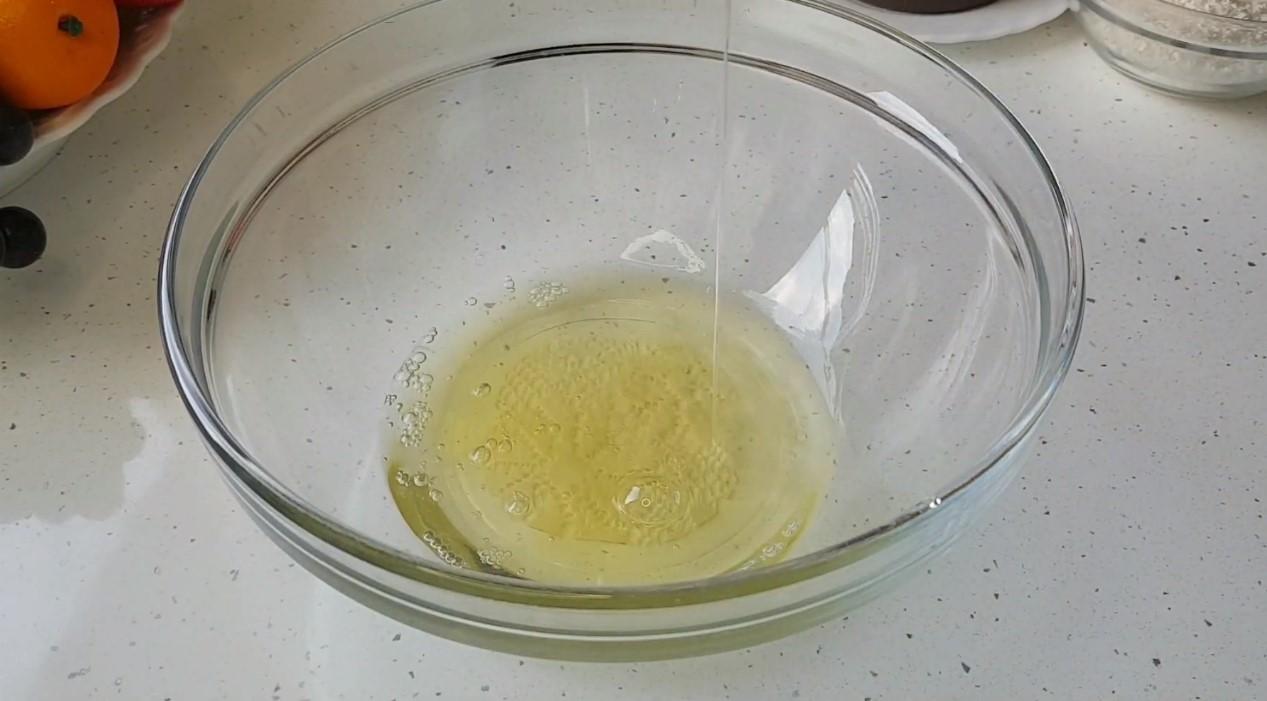 Resipi - Malambot na Puting Tsokolate na Espongha na Cake - Hakbang 1