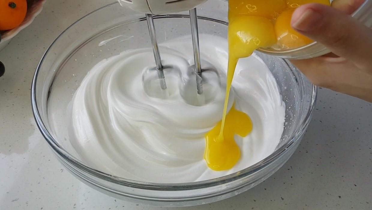 Resipi - Malambot na Puting Tsokolate na Espongha na Cake - Hakbang 3