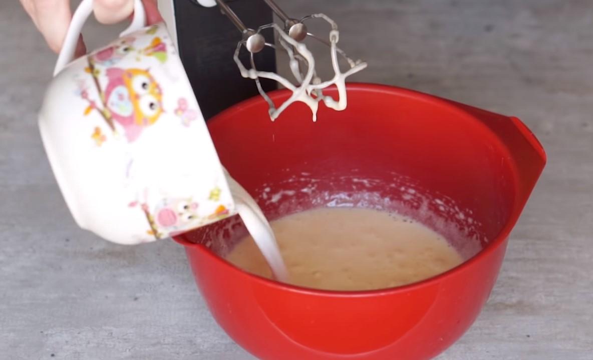 Resipi - Chocolate Sponge Cake na may Kumukulong Tubig - Hakbang 2