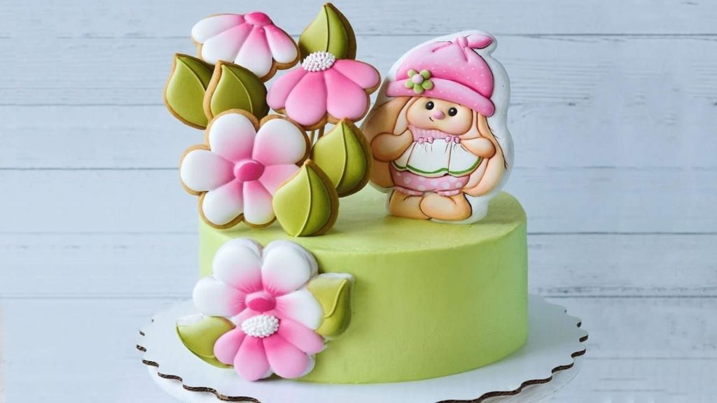 كيفية تزيين الكعكة ببسكويت الزنجبيل - مثال 4