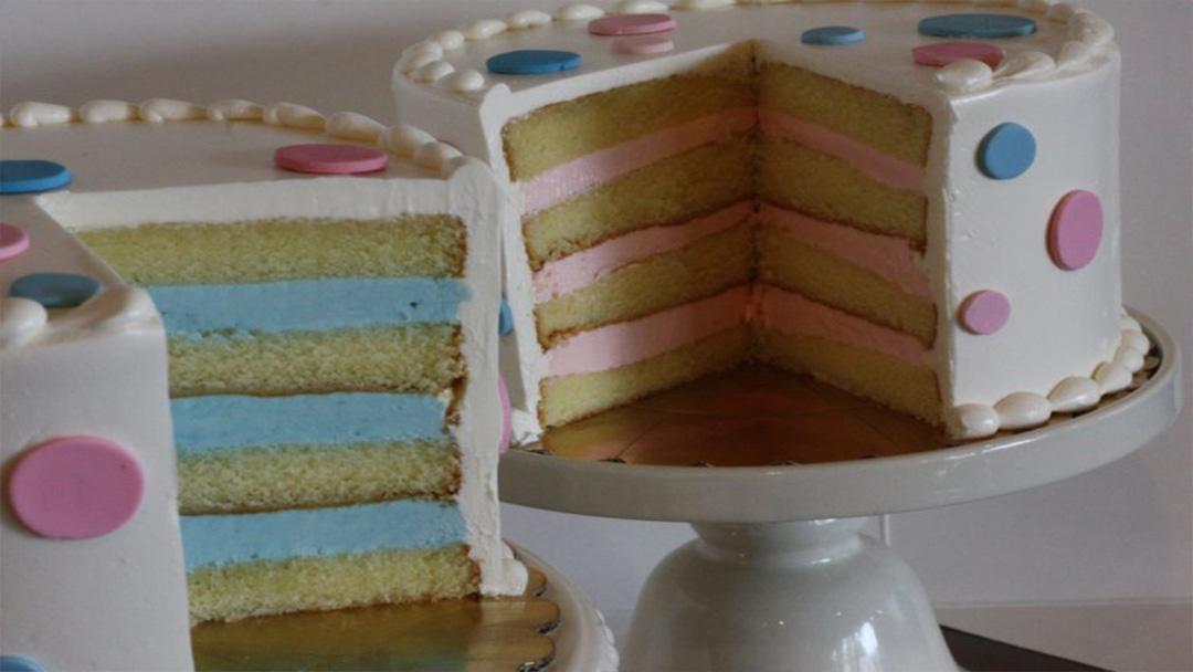 Torta per feste gender-neutral - taglio bellissimo - foto