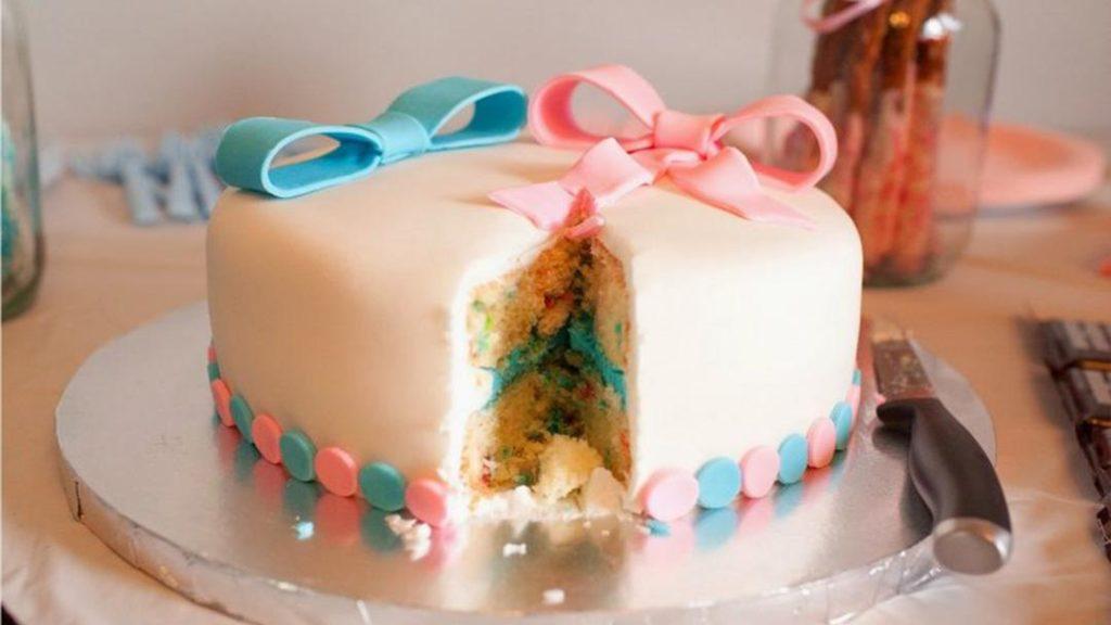 Torta per rivelare il sesso del bambino (maschio o femmina) - Foto 4