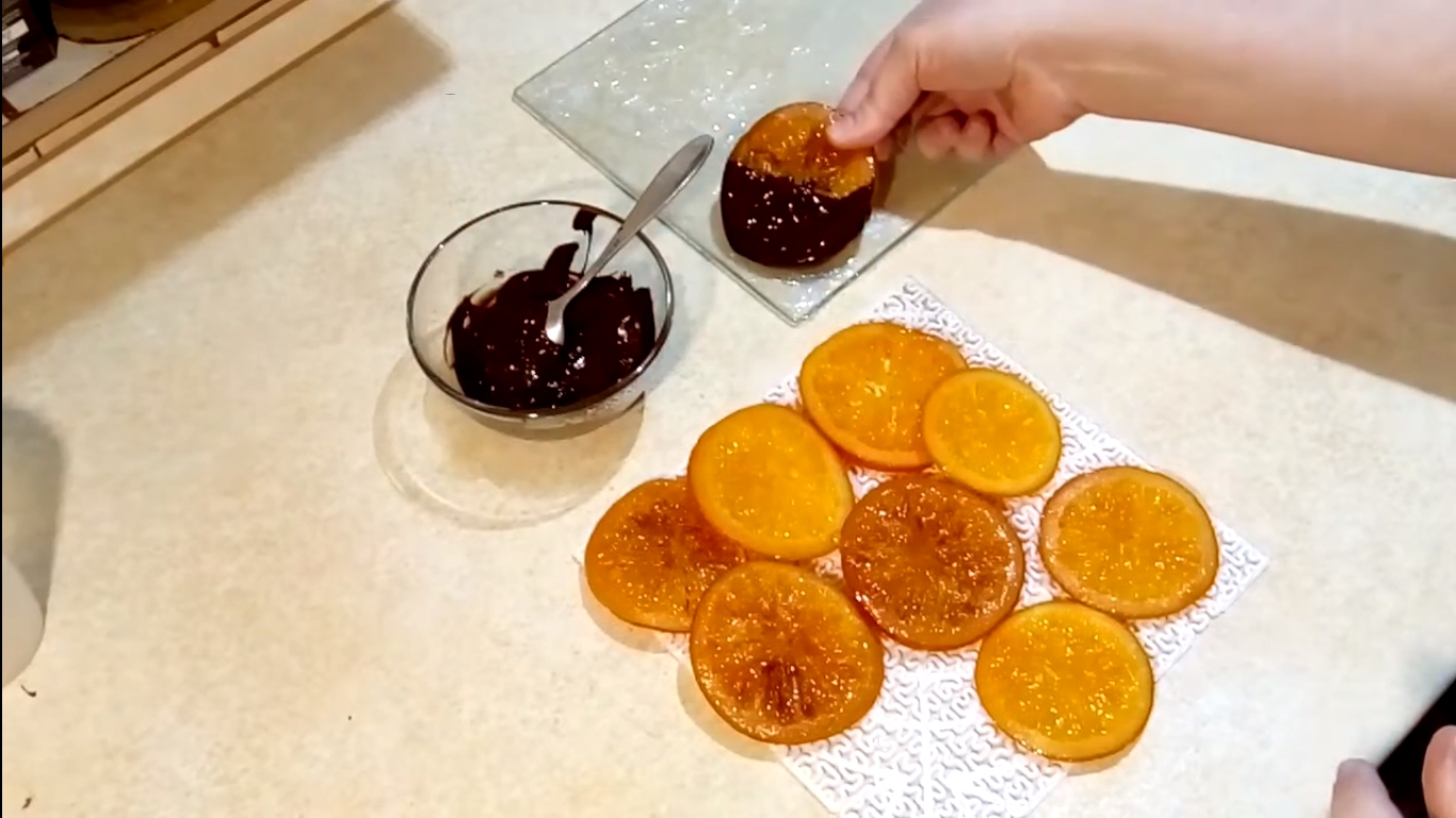 Opskrift - Karamelliserede chokoladeappelsiner - Trin 9