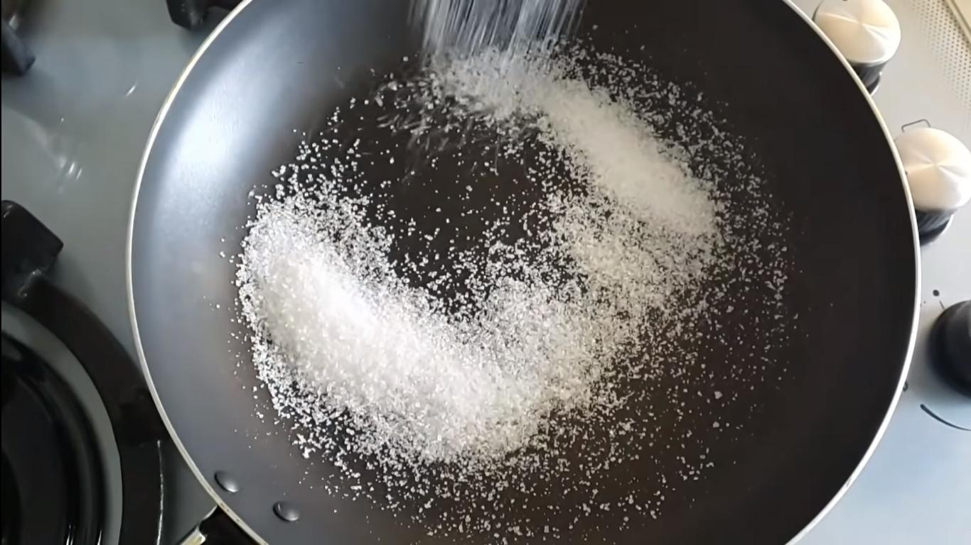 وصفة - موز بالكراميل - وصفة طبقات الكيك - الخطوة 2