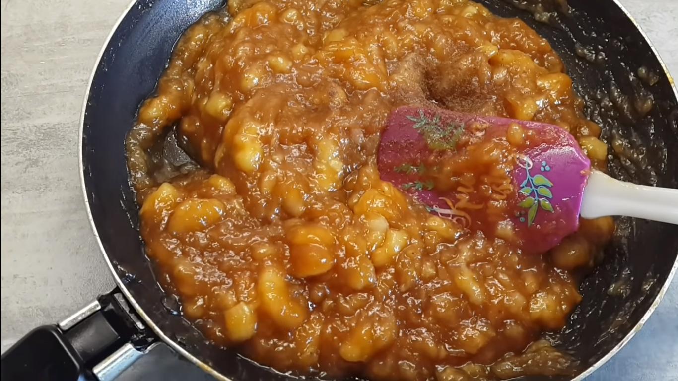 وصفة - موز بالكراميل - وصفة طبقات الكيك - الخطوة 7