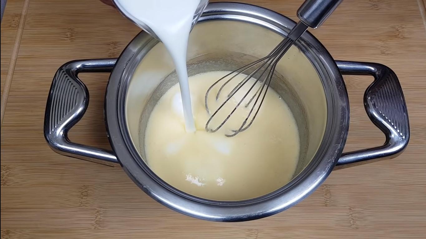 وصفة - كريمة "آيس كريم" لكعكة إسفنجية بالشوكولاتة - الخطوة 3