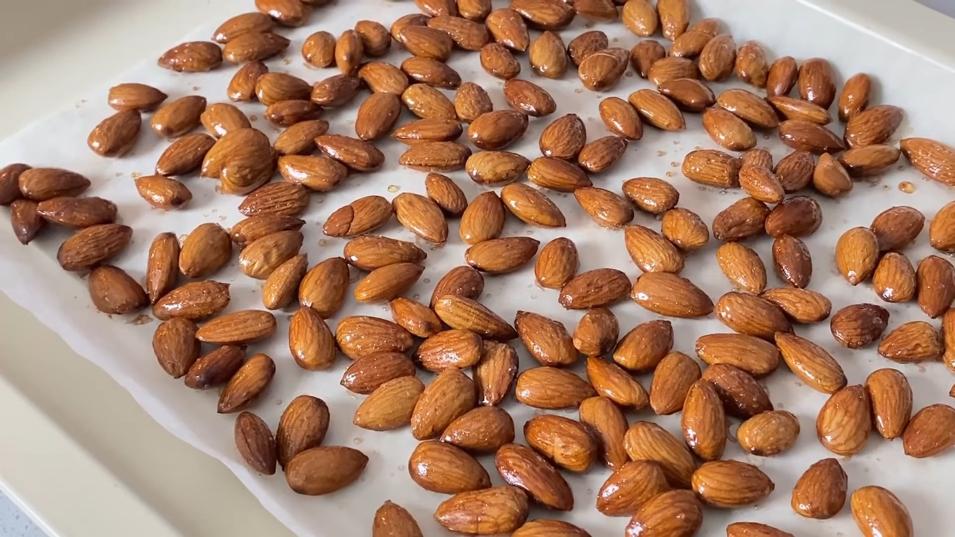 Opskrift - Karamelliserede nødder (mandler, hasselnødder, valnødder) - Trin 6