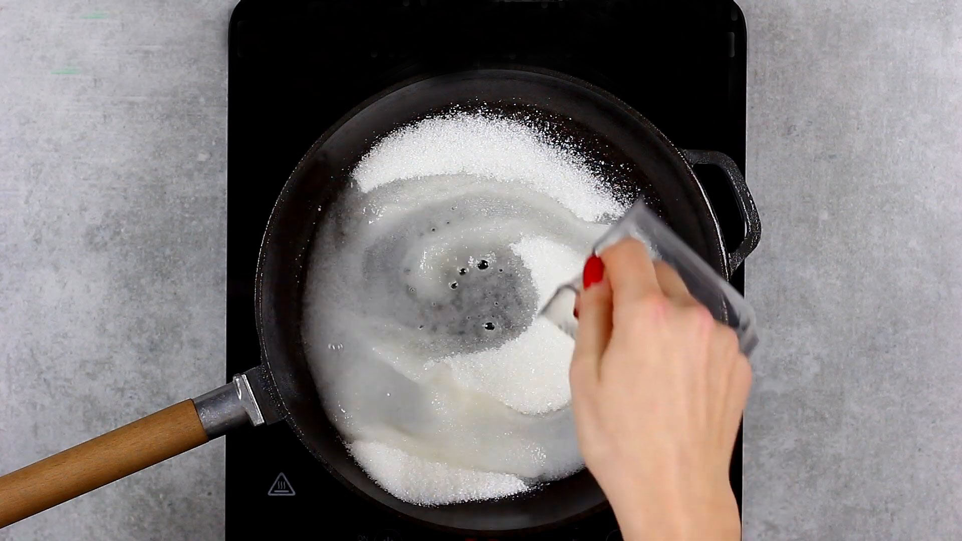 Opskrift - Karamelliserede jordnødder - Trin 2