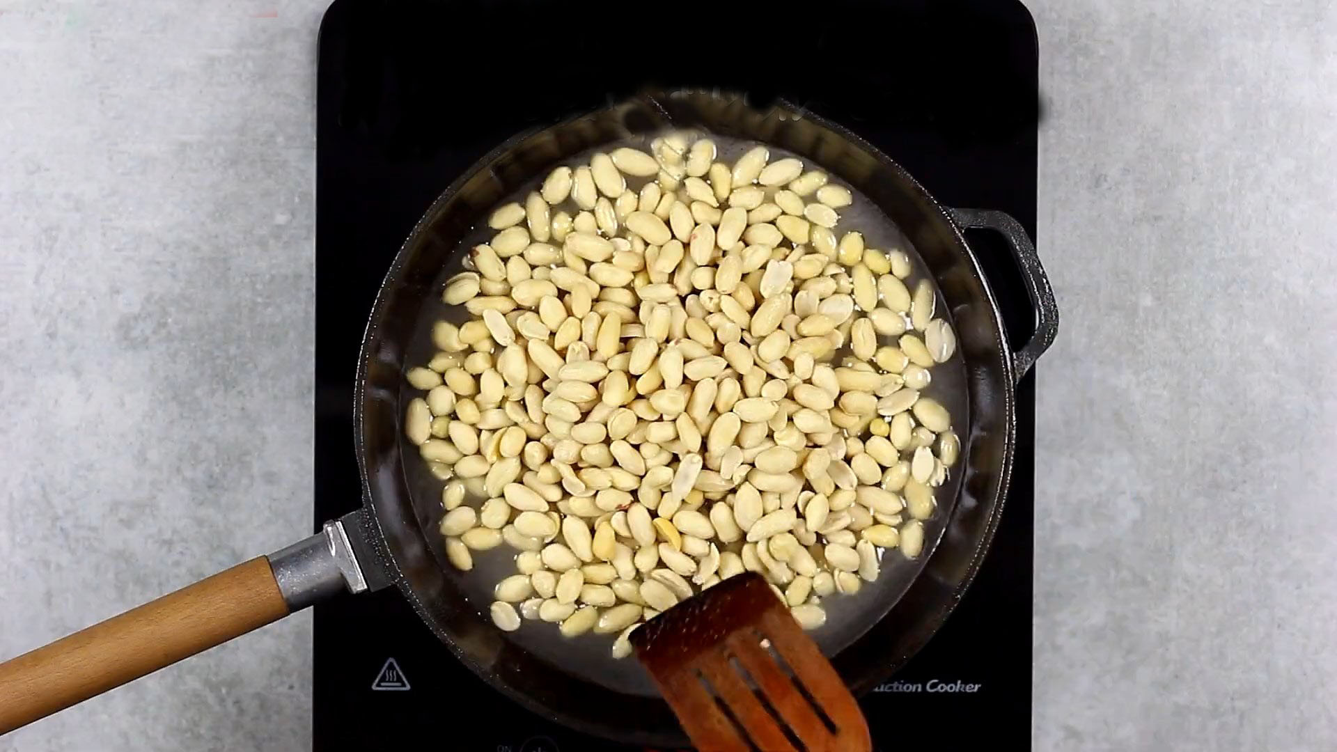 Opskrift - Karamelliserede jordnødder - Trin 4