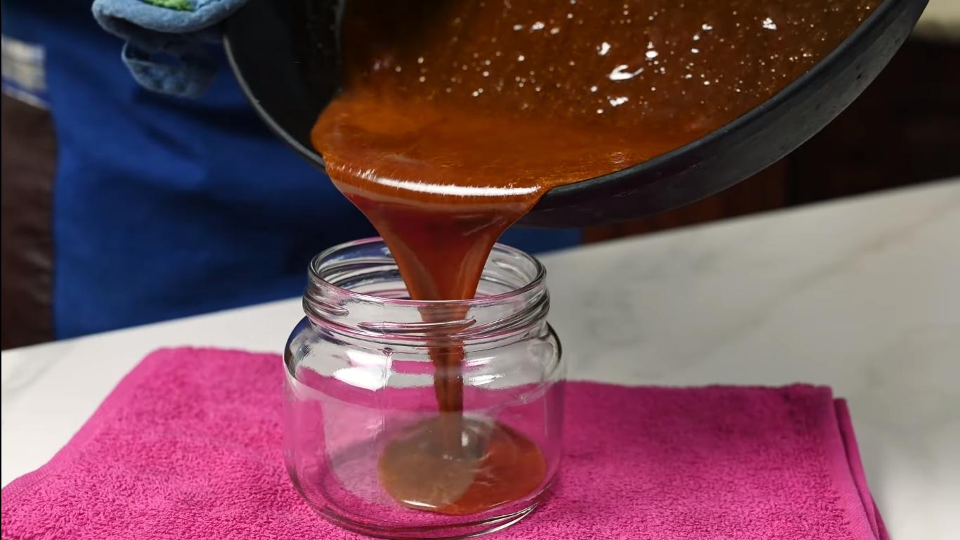 Opskrift - Gulerodskage med karamel - Trin 8