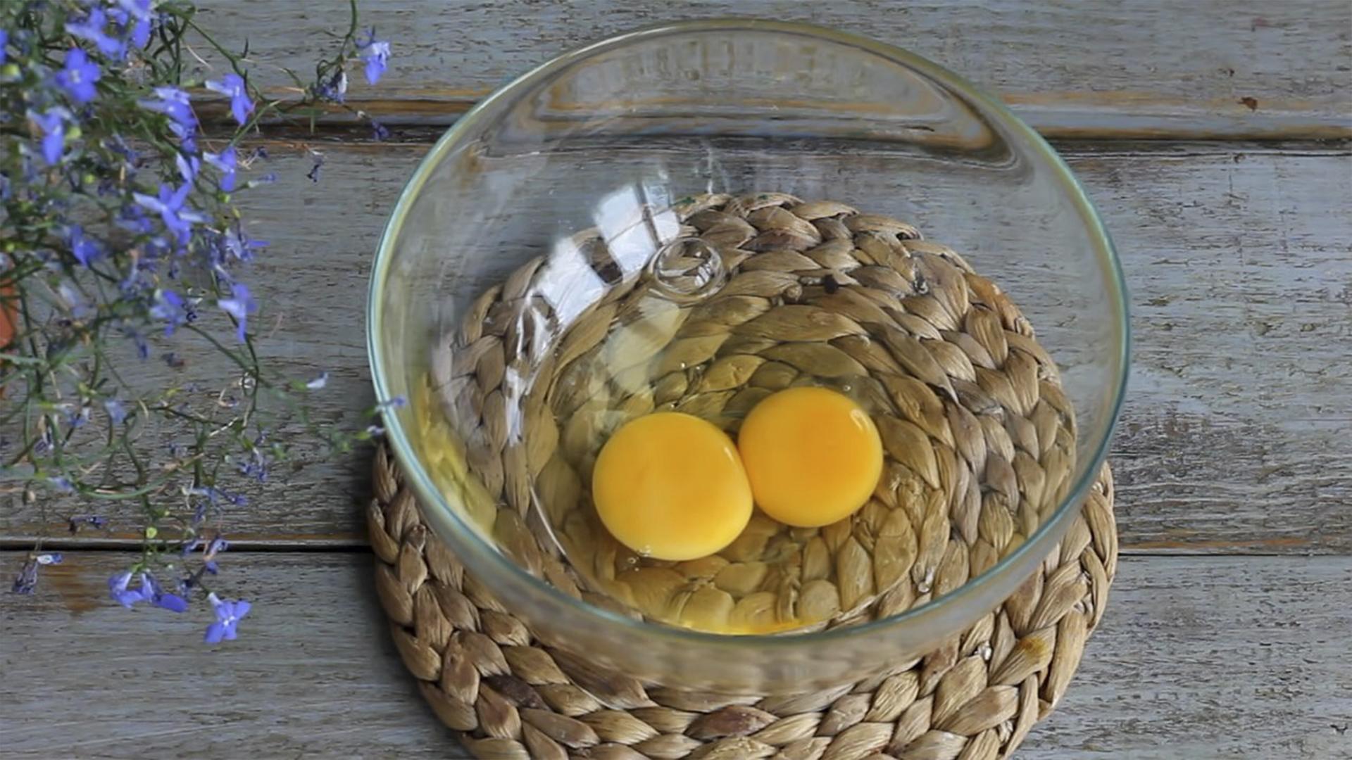 وصفة كيكة الكفير الإسفنجية بالفانيليا - الخطوة 1