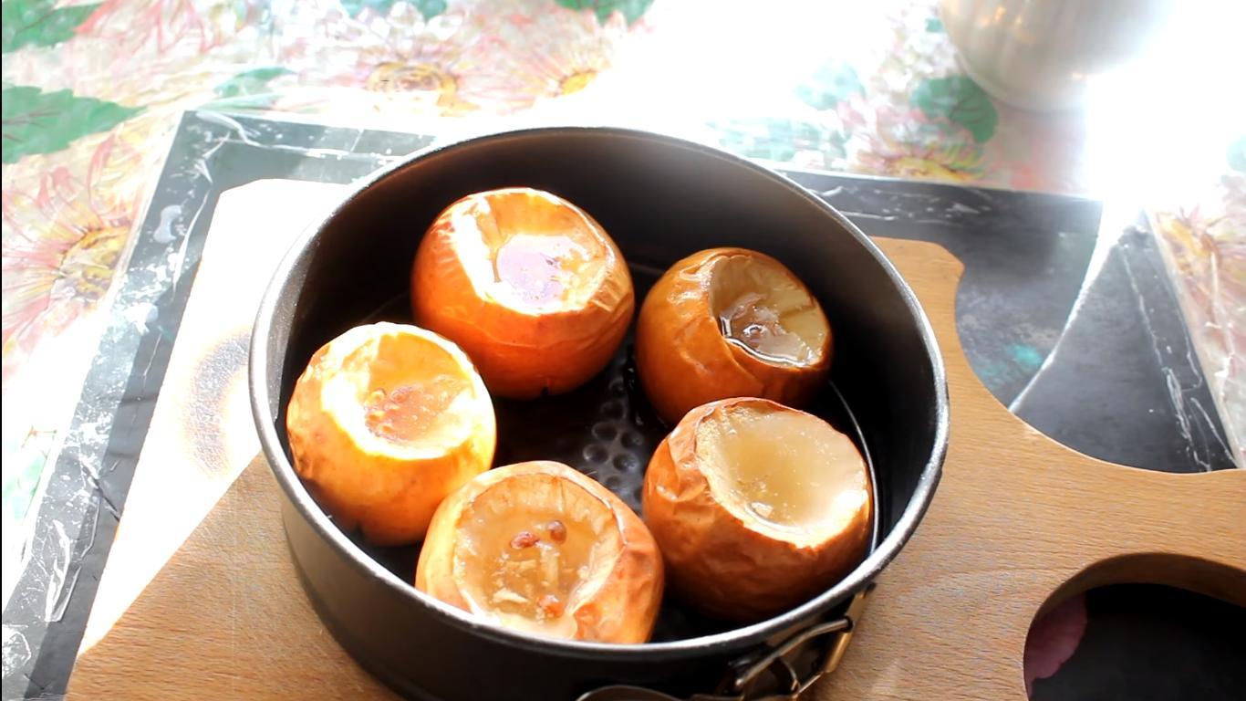 وصفة - تفاح بالكراميل مخبوز في الفرن - الخطوة 6