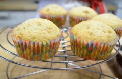 So backt man einfache Milchmuffins – Foto