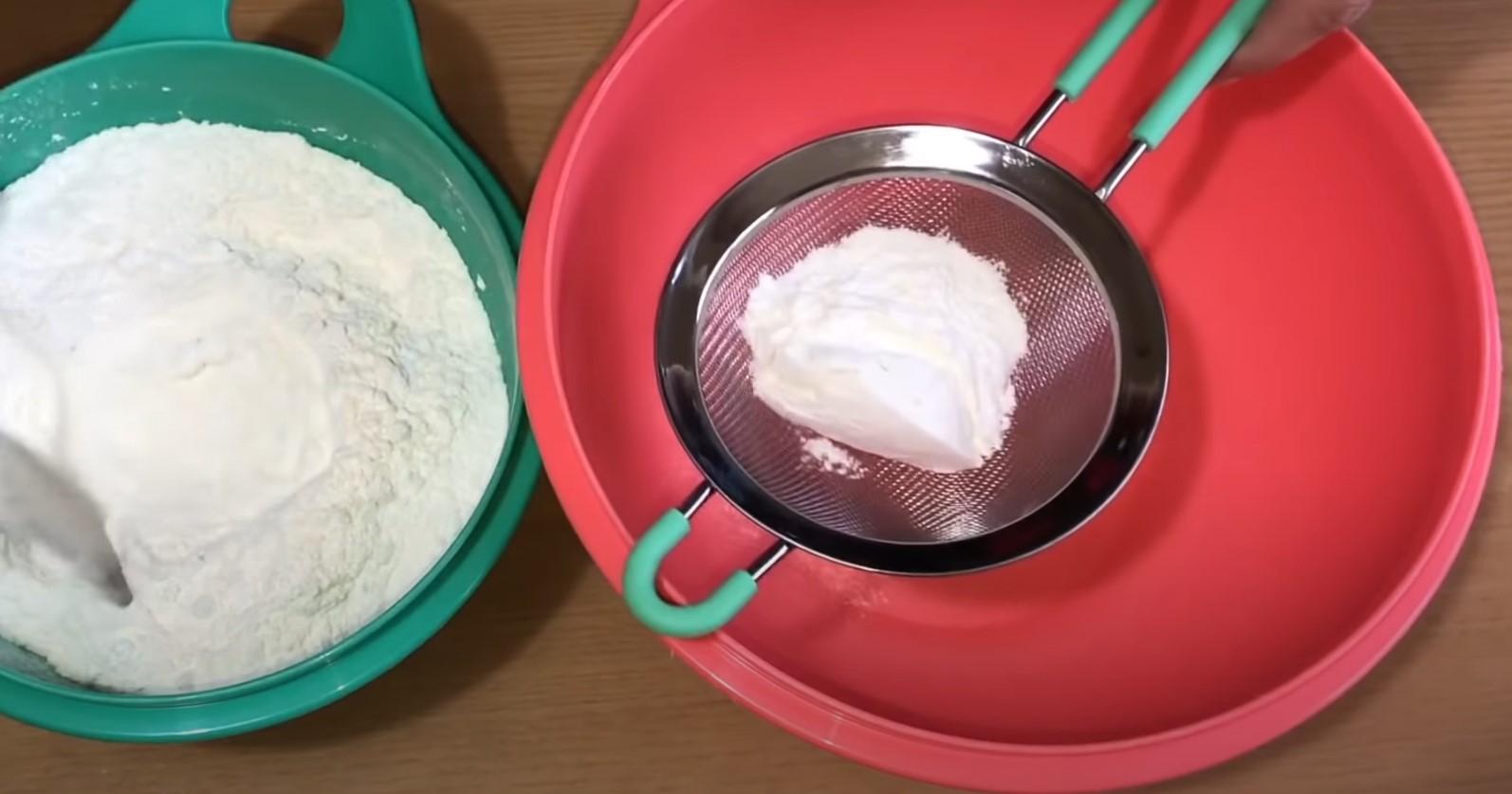 وصفة - كيكة إسفنجية خالية من الحليب والبيض - الخطوة 4