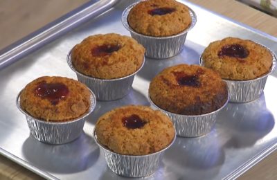 كعكات المافن والكب كيك مع المربى - صورة