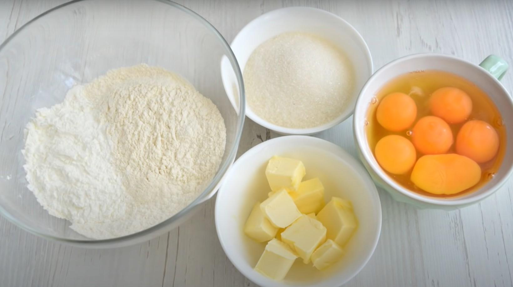 وصفة - كيكة الزبدة الإسفنجية الهشة - الخطوة 1