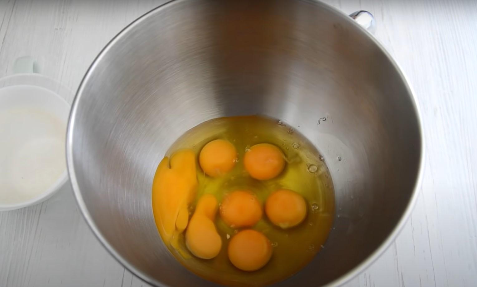 وصفة - كيكة الزبدة الإسفنجية الهشة - الخطوة 2