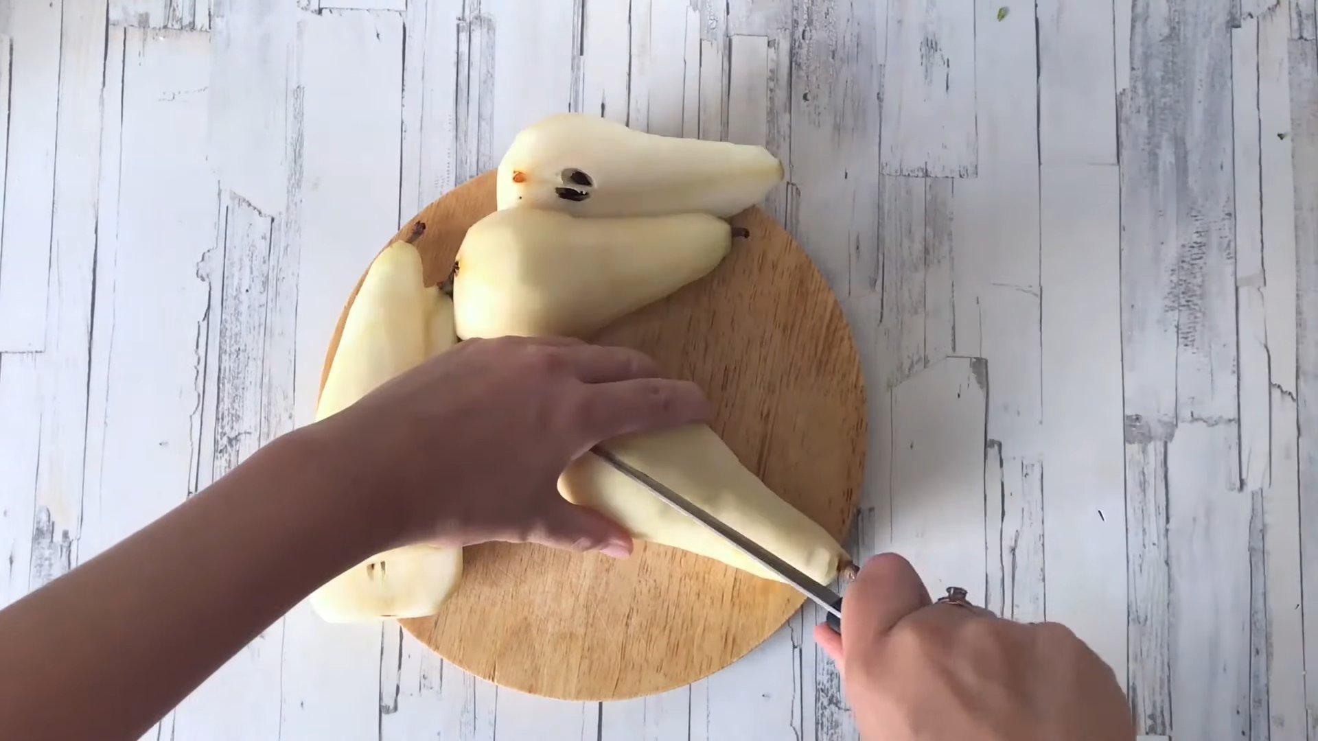 وصفة - كمثرى بالكراميل في المقلاة - الخطوة 5