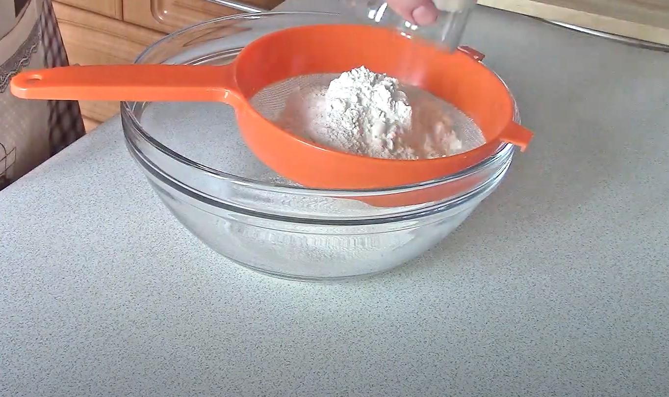 وصفة - كعكة إسفنجية للصيام مع الماء المعدني - الخطوة 1