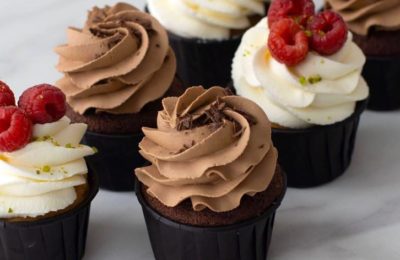 ما الفرق بين المافن، والكب كيك، والكب كيك؟ - صورة