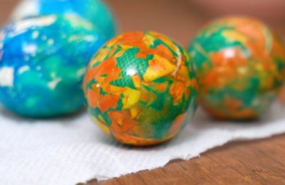 كيفية صبغ البيض بالطلاء الأخضر - الخطوة 7