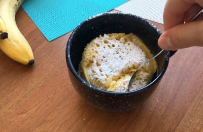 صورة لكعكة الموز في الميكروويف