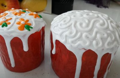 صورة لكعكة الجبن القريش لعيد الفصح