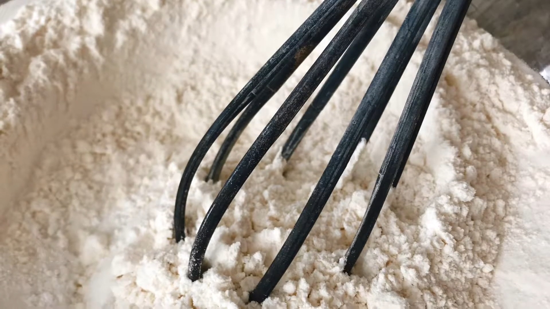 Recepta - Magdalenes de plàtan amb crema agra - Pas 1