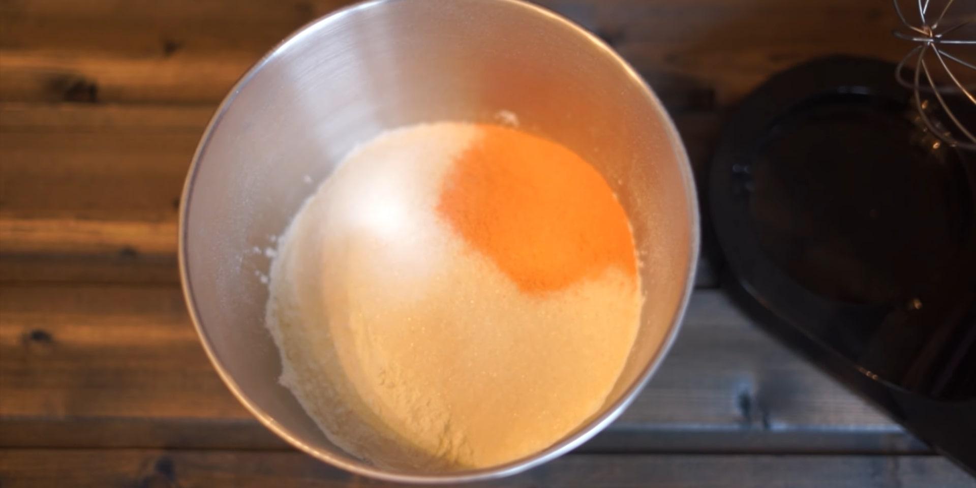 Recepta - Panettone italià amb llet al forn de l'Andy Chef - Pas 1