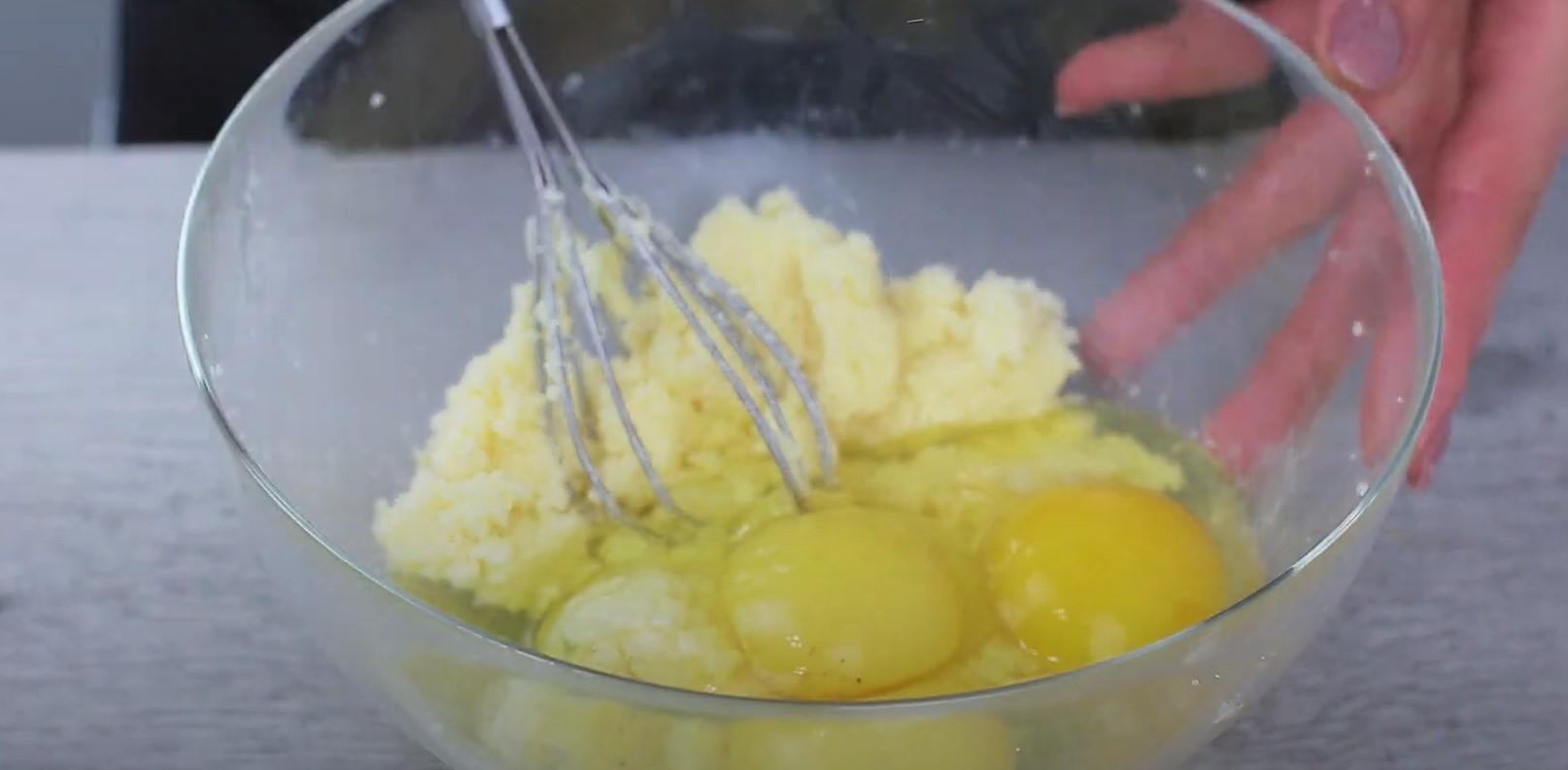 Recepta - Kulich de Pasqua amb massa de formatge cottage i llavors de rosella - Pas 3