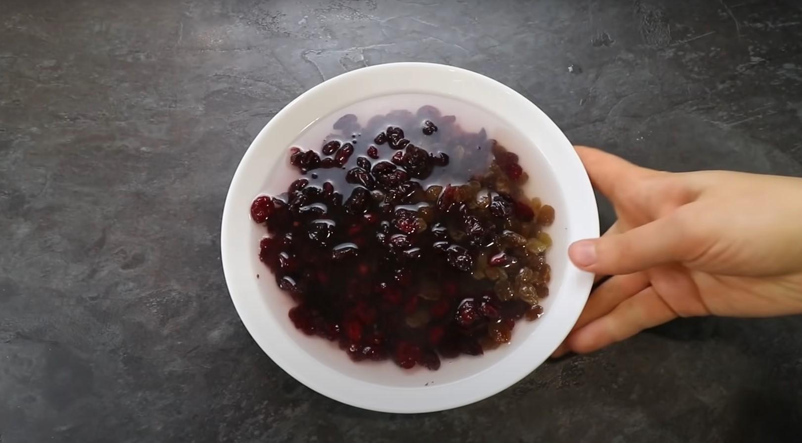 وصفة - كعكة عيد الفصح بالخميرة الطازجة - الخطوة 3