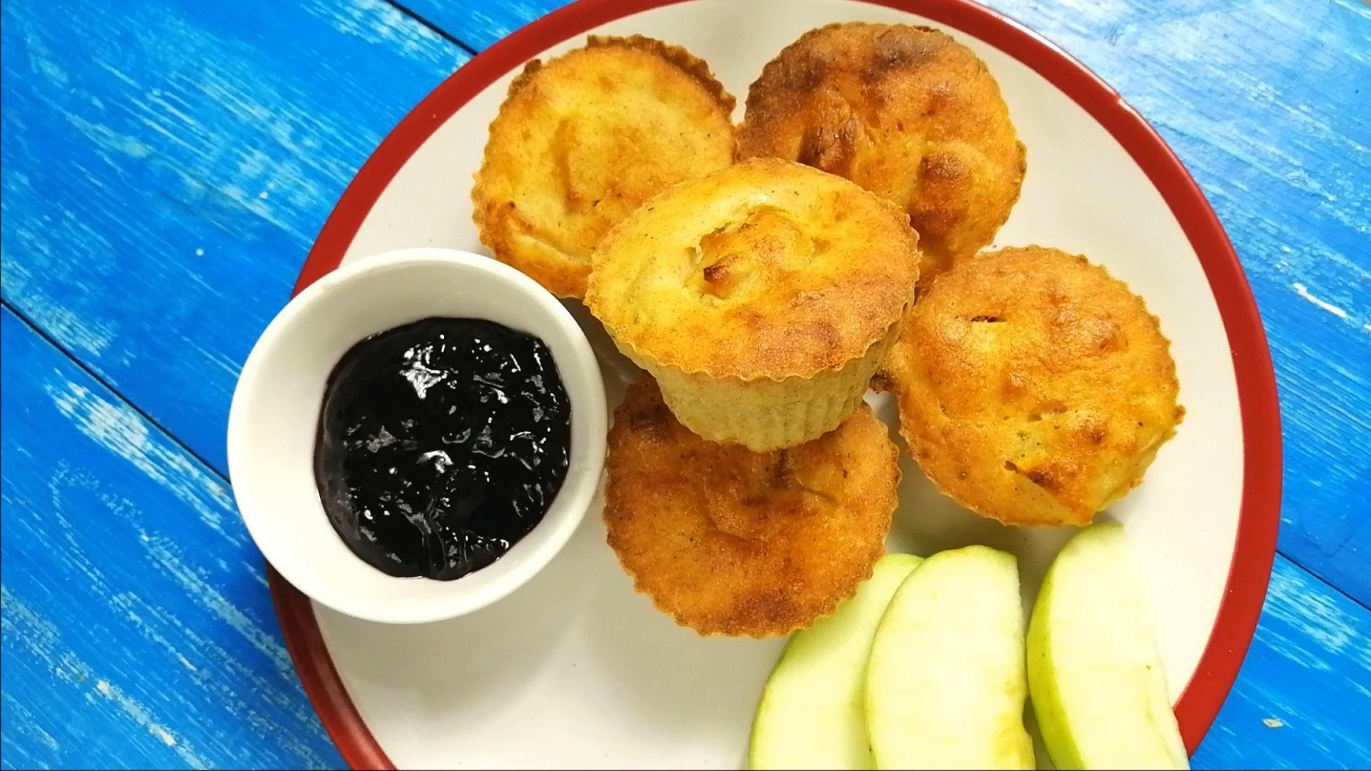 Recepta - Magdalenes de formatge cottage i poma - Pas 9