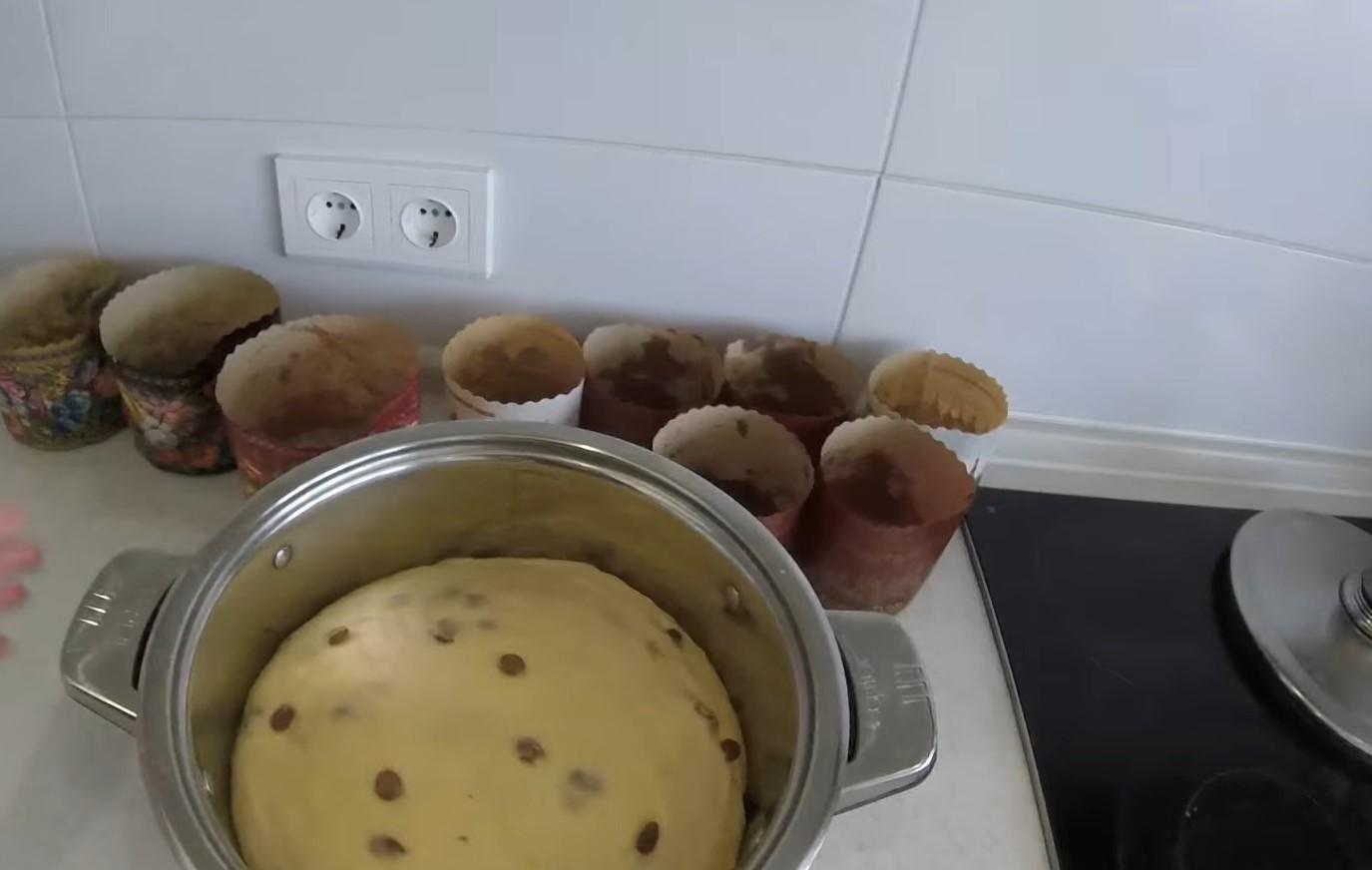 وصفة - كعكة عيد الفصح الحلوة المصنوعة من عجينة الإسكندرية بالخميرة الجافة - الخطوة 7