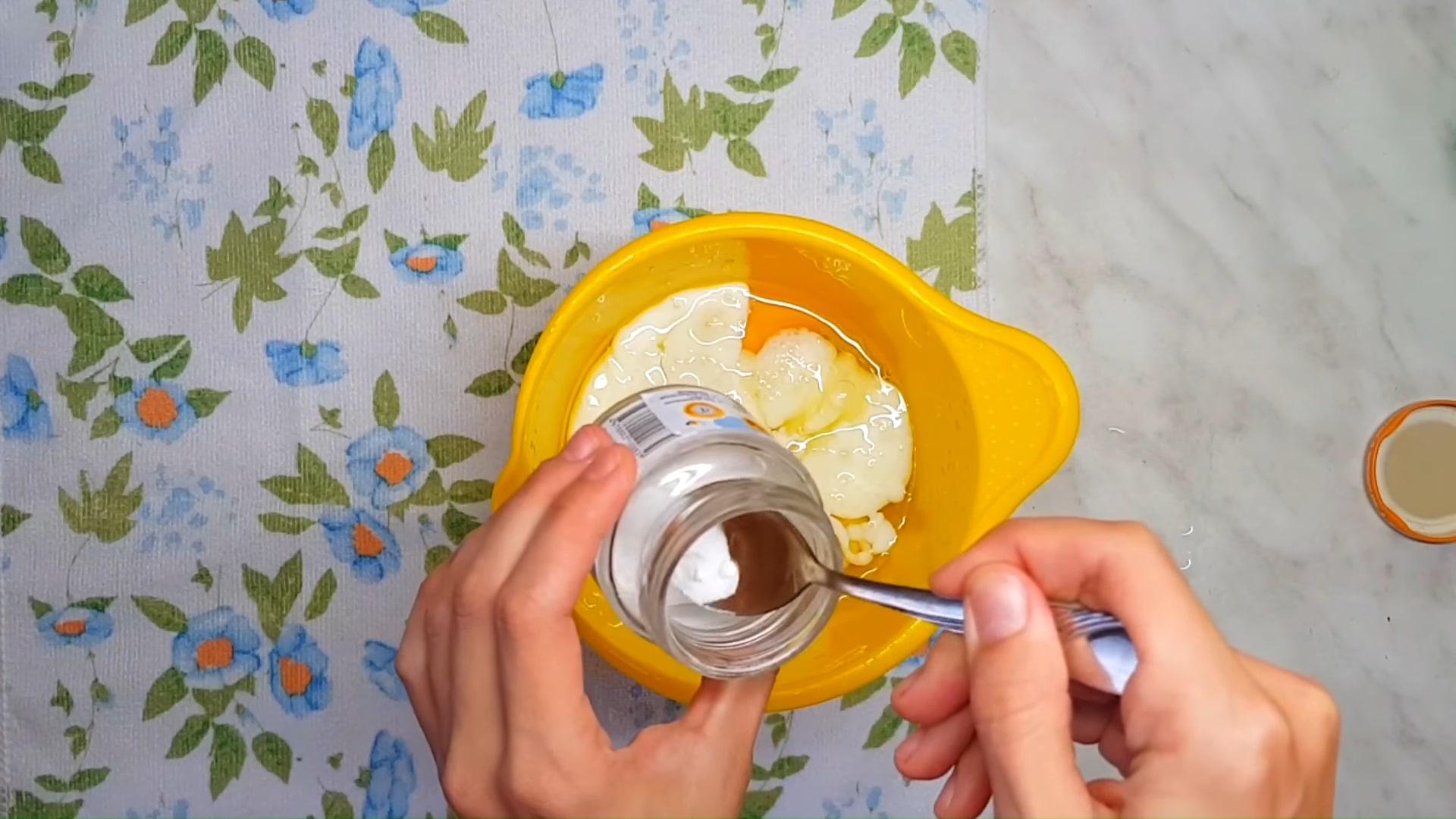 Recepta - Pastís de kéfir de xocolata al microones - Pas 2