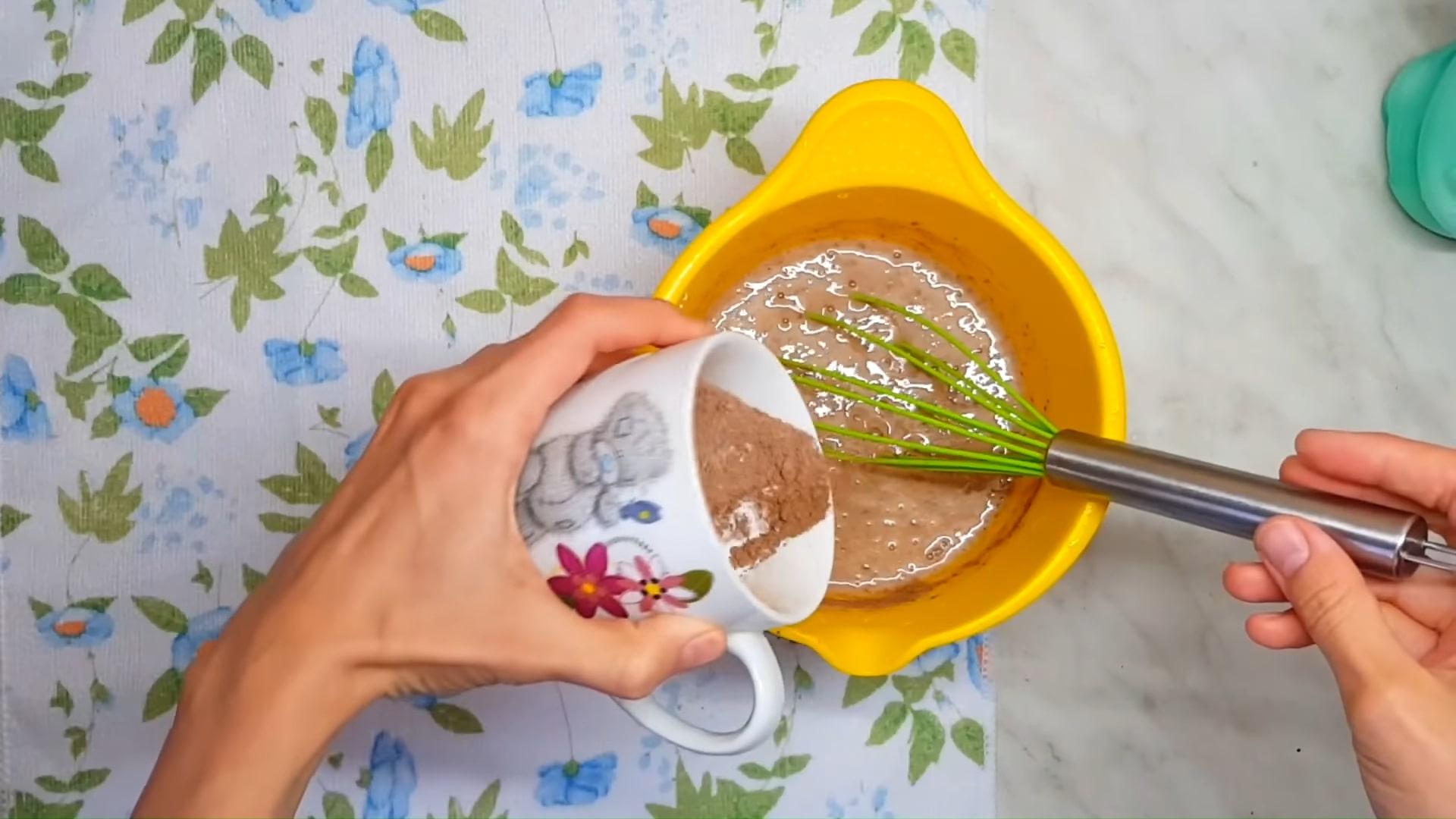 Recepta - Pastís de xocolata amb kéfir al microones - Pas 3