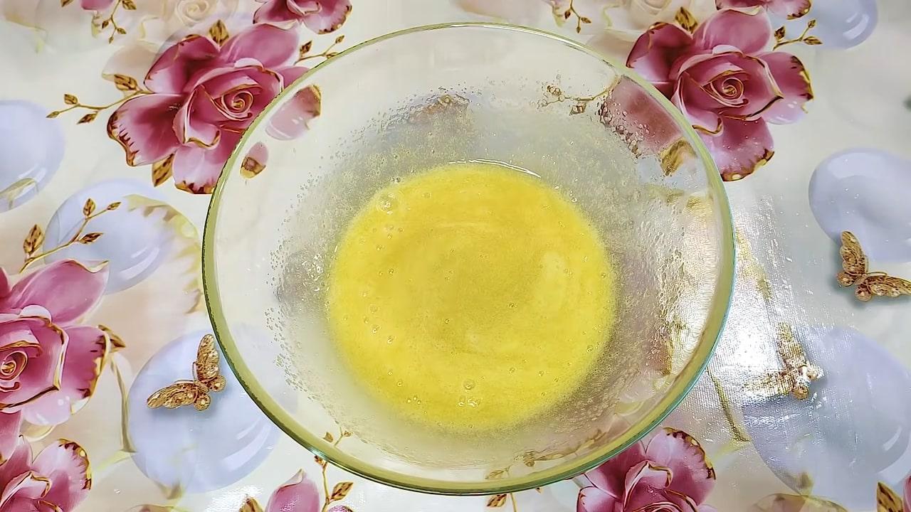 Recepta - Pastís de kéfir ràpid al microones en 3-5 minuts - Pas 1